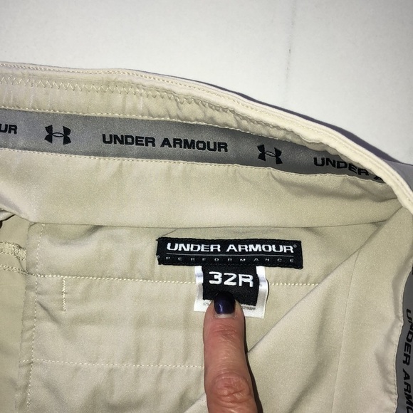 Beige Under Armour Performance Pants Size 32R - Picture 3 of 5